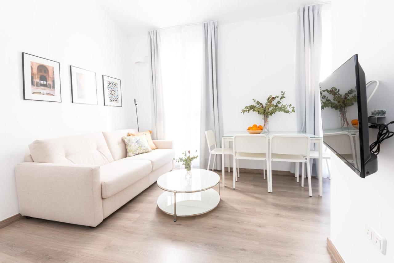 Apartamentos Con Encanto En El Centro De กรานาดา ภายนอก รูปภาพ
